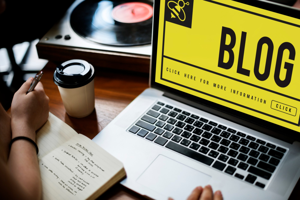 Blogger researching and writing a blog post about effective technical communication.